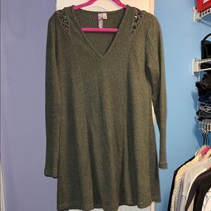 Green V-Neck Sweater Dress
